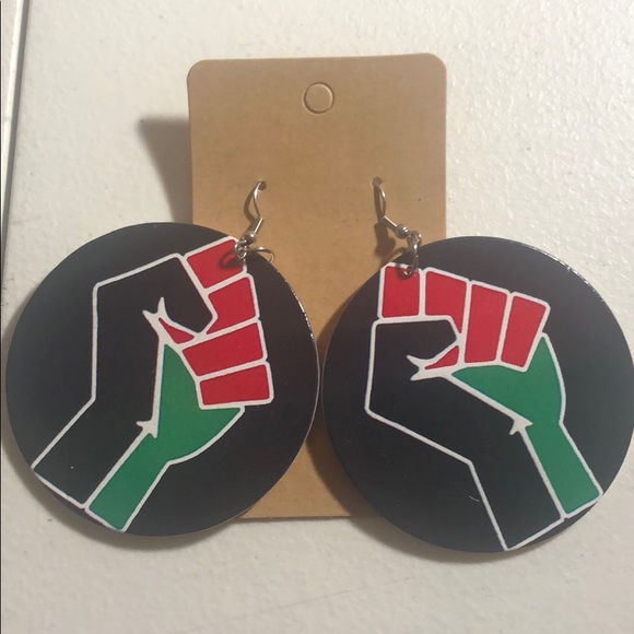 BLM Earrings - Picture 1 of 2